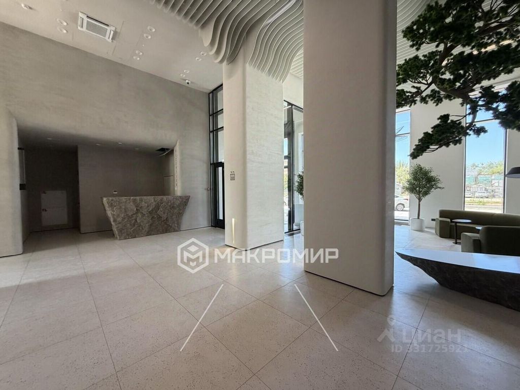 m. ZIL: Apartment, studio