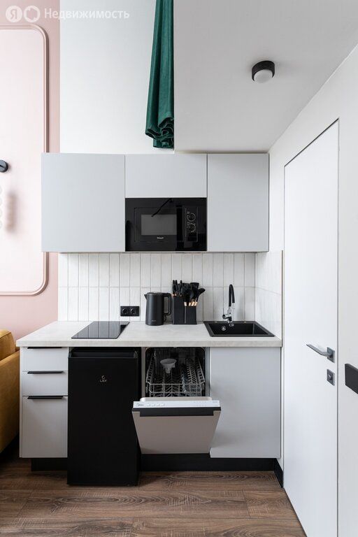 m. Fili: Apartment, studio