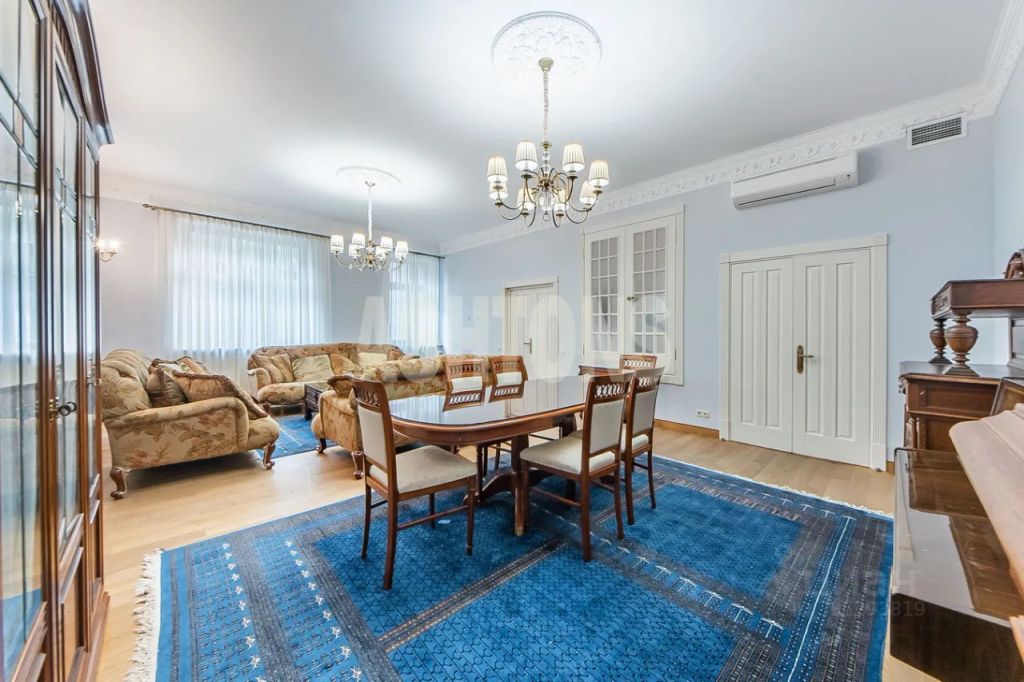 m. Park kultury: Apartment, 4-rooms