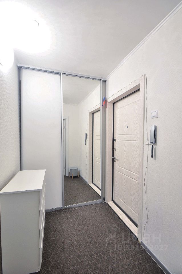 m. Polyanka: Apartment, 1-rooms