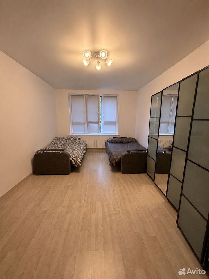 m. Prospekt Vernadskogo: Apartment, 2-rooms