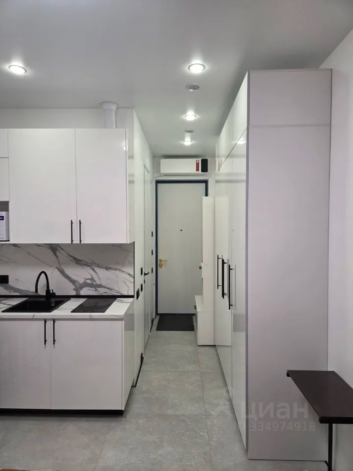 m. Shelepikha: Apartment, studio