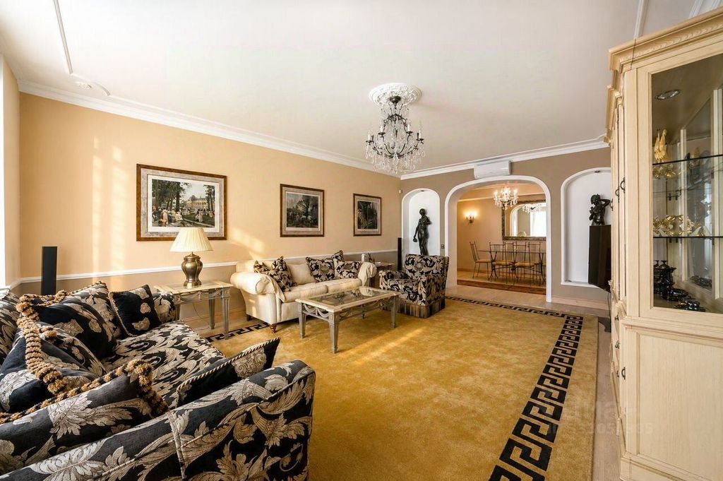 m. Barrikadnaya: Apartment, 2-rooms