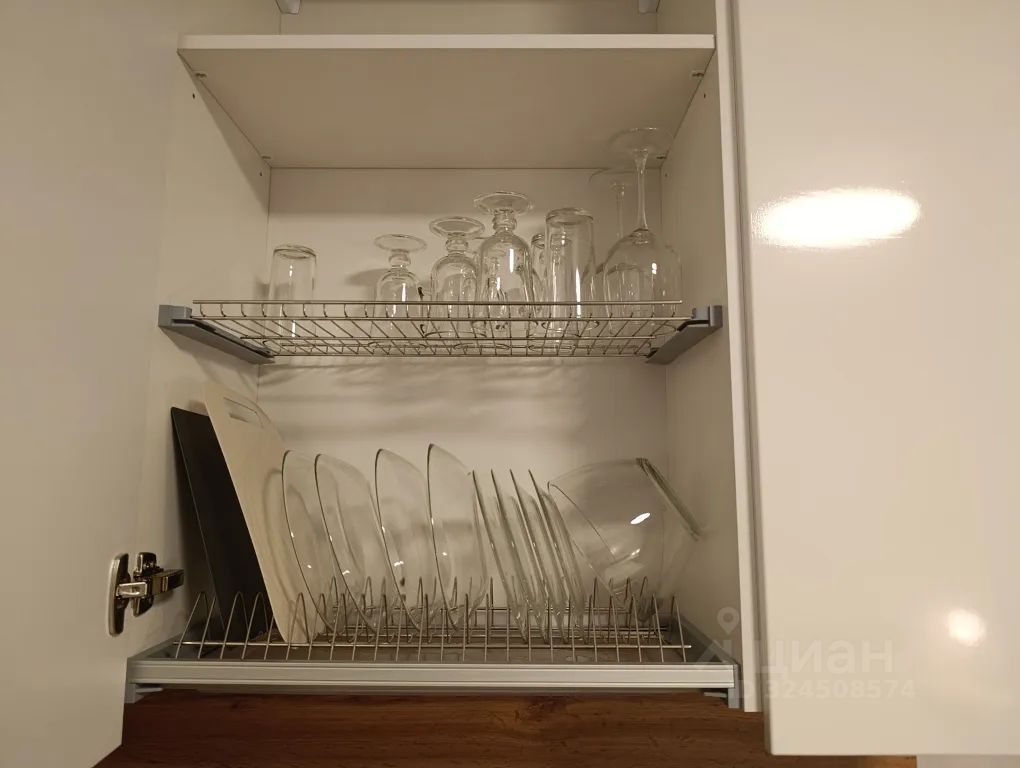 m. Vodniki: Apartment, studio