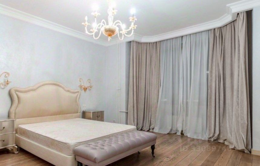 m. Mayakovskaya: Apartment, 4-rooms