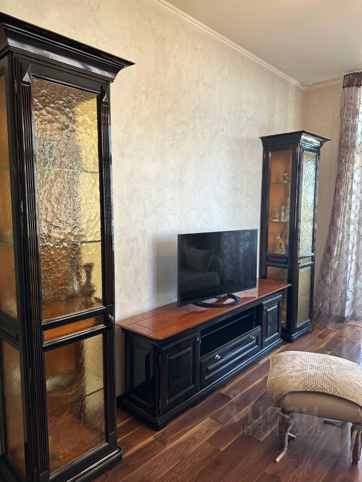m. Strogino: Apartment, 2-rooms