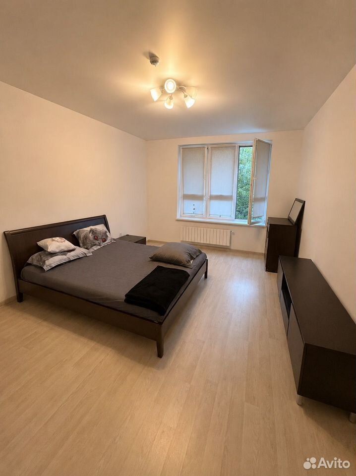 m. Prospekt Vernadskogo: Apartment, 2-rooms