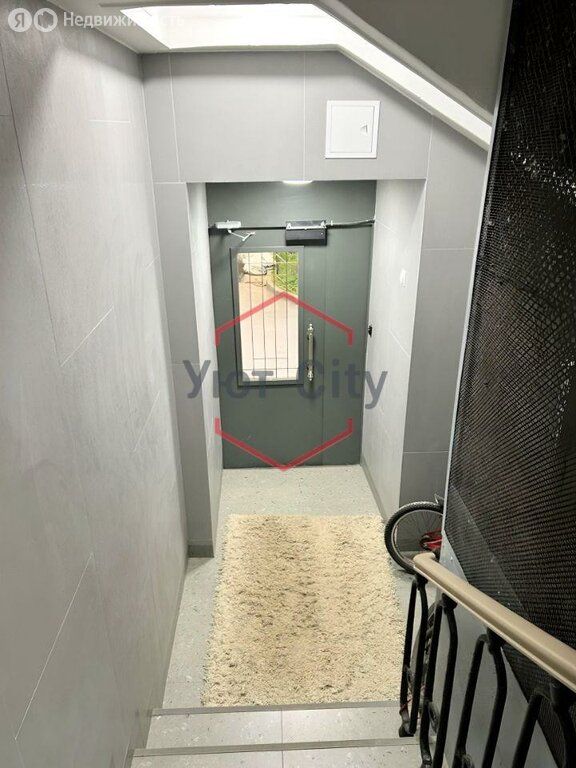 m. Krasnopresnenskaya: Apartment, 2-rooms