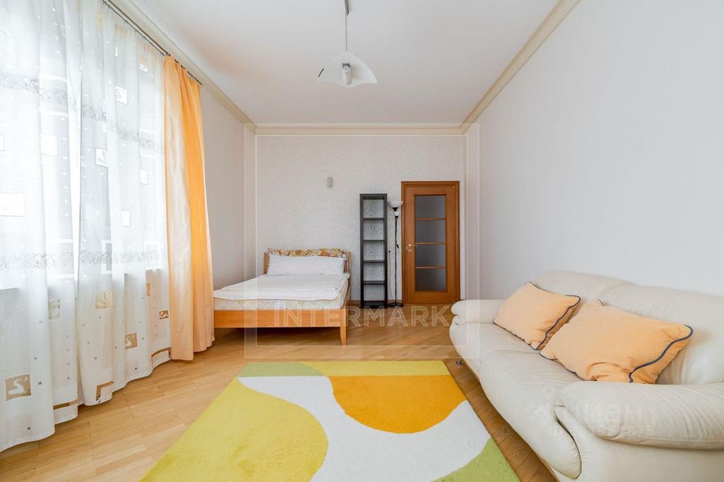 m. Smolenskaya: Apartment, 3-rooms