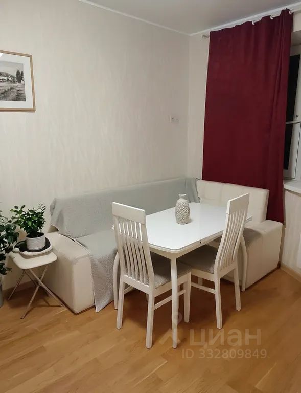 m. Myakinino: Apartment, 1-rooms