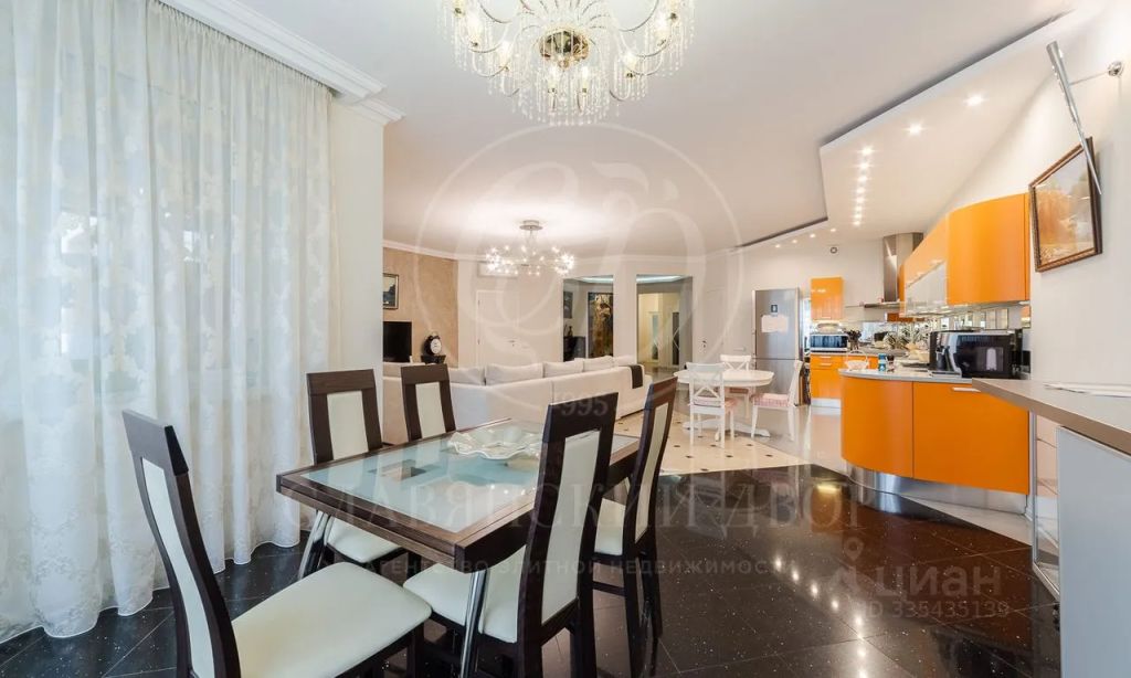 m. Arbatskaya: Apartment, 4-rooms