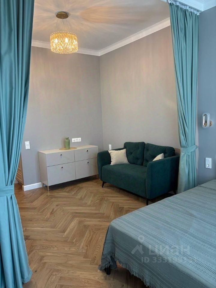 m. Moskva Tovarnaya: Apartment, studio
