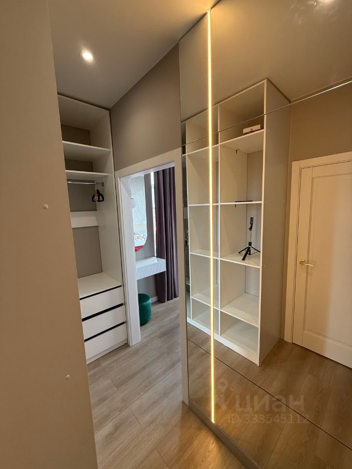 m. Salaryevo: Apartment, 2-rooms