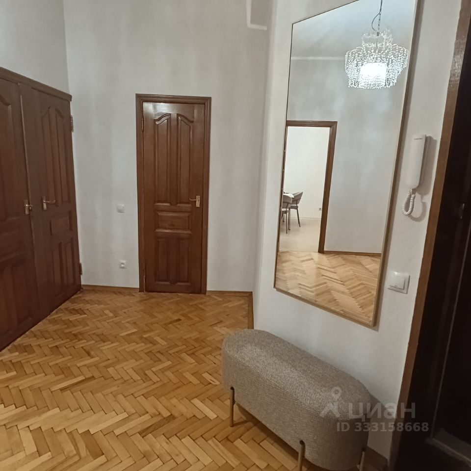 m. Smolenskaya: Apartment, 2-rooms