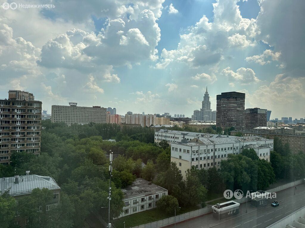 m. Sokol: Apartment, studio