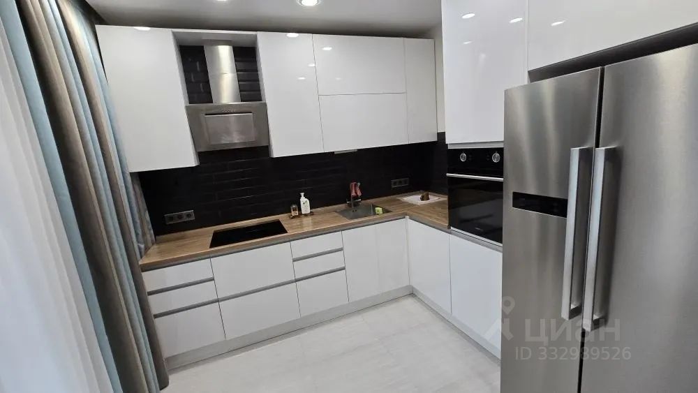 m. Pyatnitskoe shosse: Apartment, 3-rooms