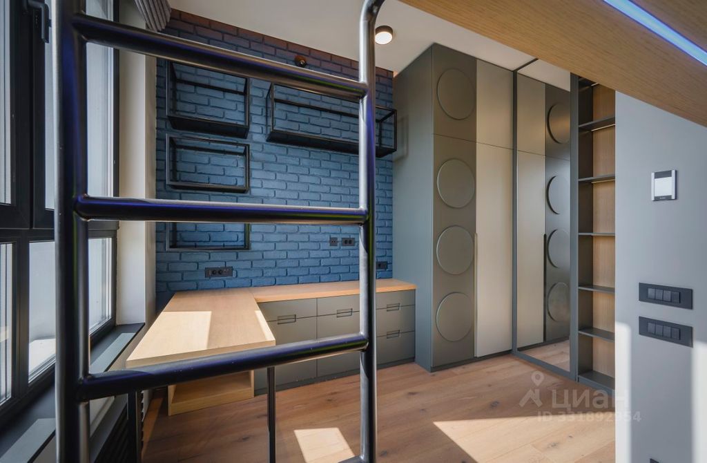 m. Shelepikha: Apartment, 4-rooms