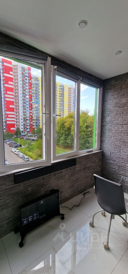 m. Pionerskaya: Apartment, 2-rooms