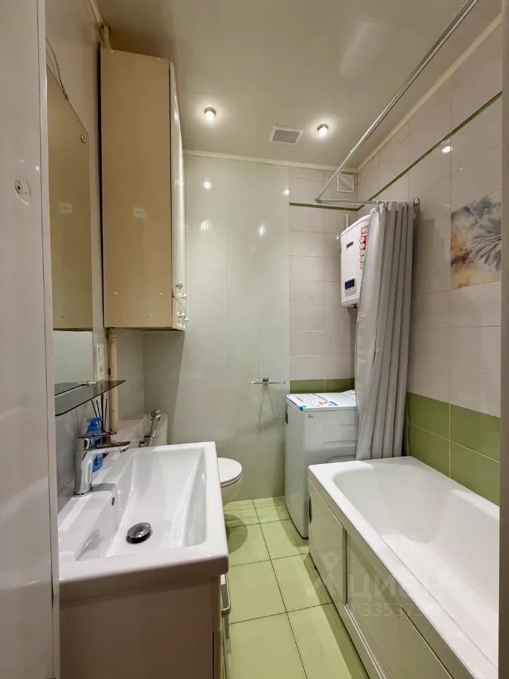m. Ulitsa 1905 goda: Apartment, 2-rooms