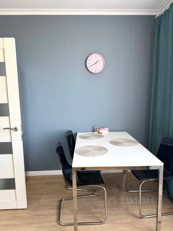 m. Strogino: Apartment, 2-rooms