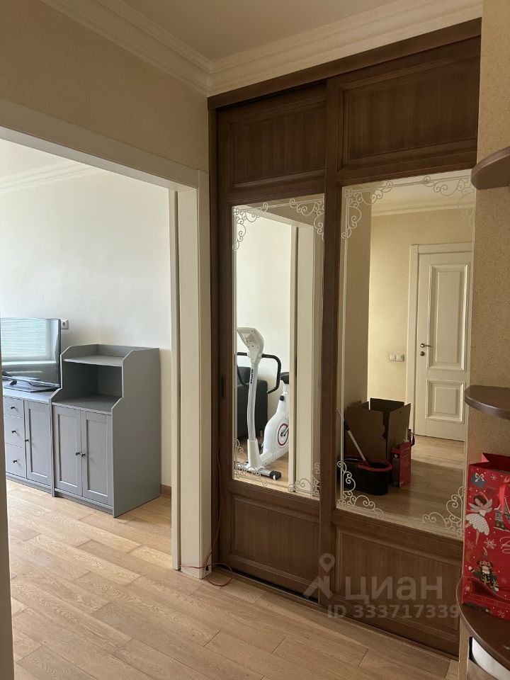 m. Narodnoe Opolchenie: Apartment, 1-rooms