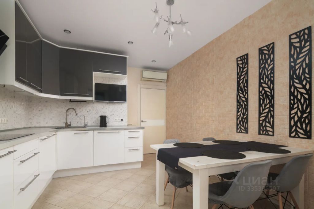 m. Нагатинская: Apartment, 2-rooms