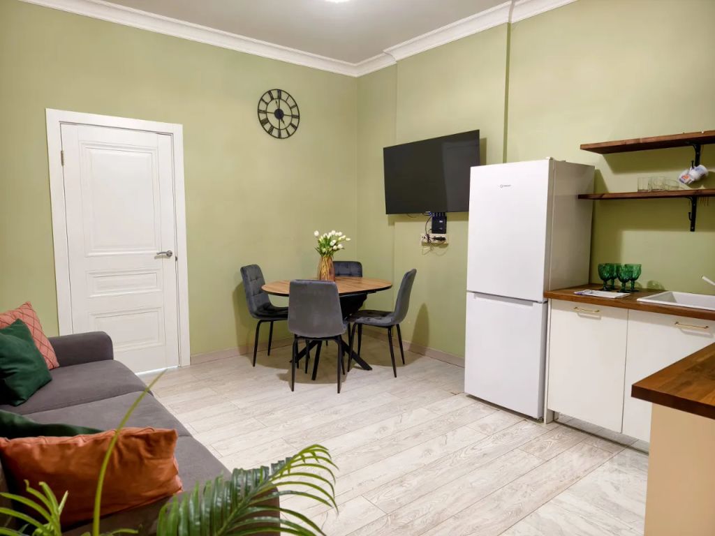 m. Nemchinovka: Apartment, studio