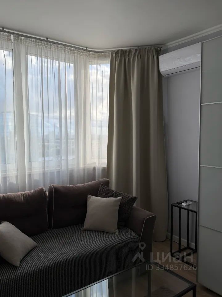 m. Levoberezhnaya: Apartment, 1-rooms
