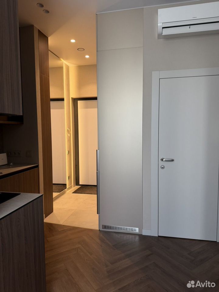 m. Moskva Tovarnaya: Apartment, studio