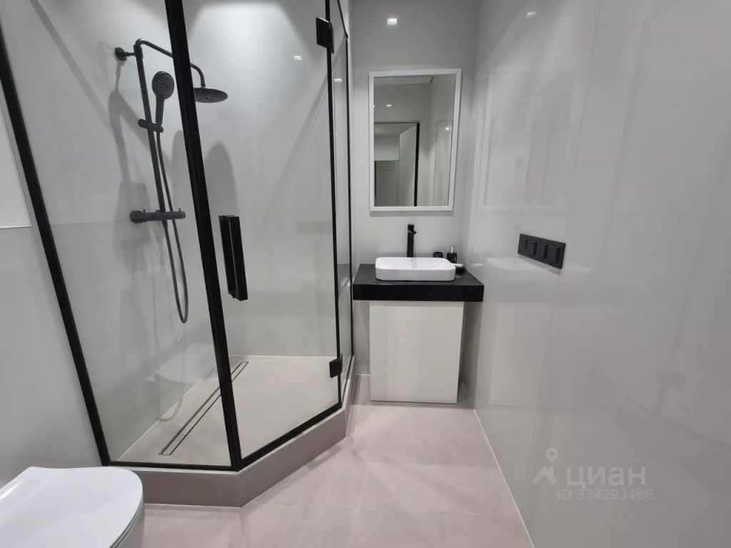 m. Serp i Molot: Apartment, 2-rooms