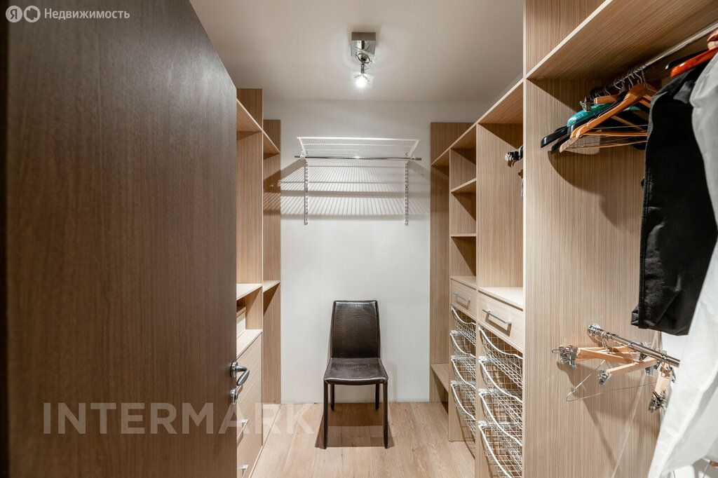 m. Delovoy tsentr (Vystavochnaya): Apartment, 2-rooms