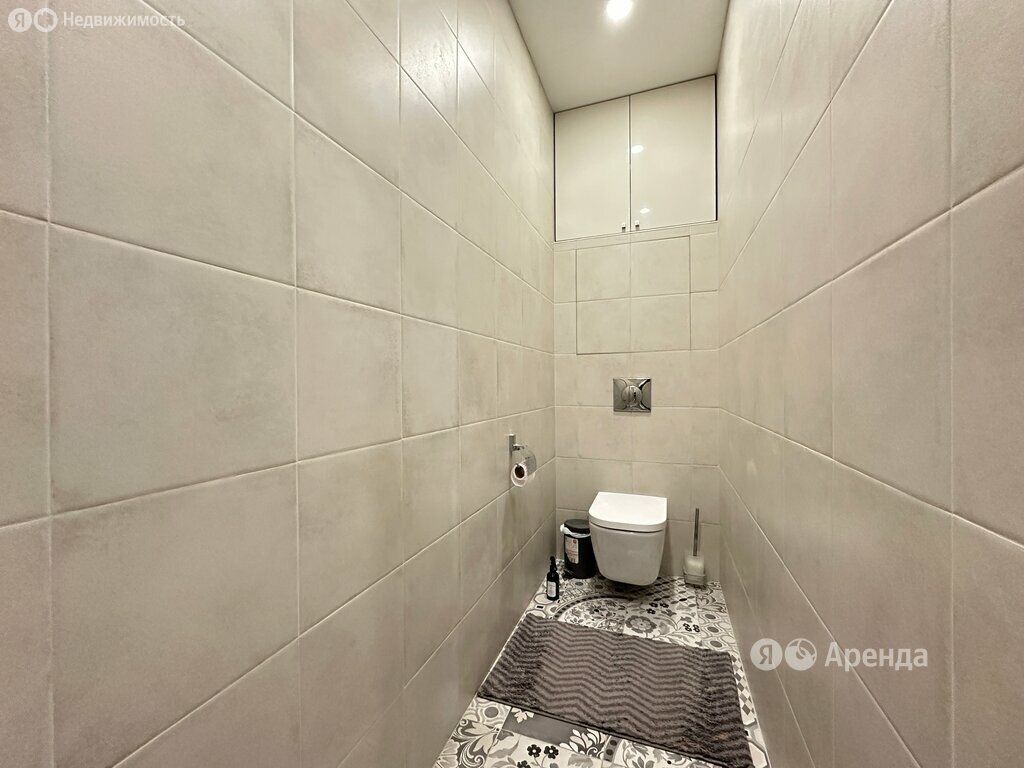 m. ZIL: Apartment, 1-rooms