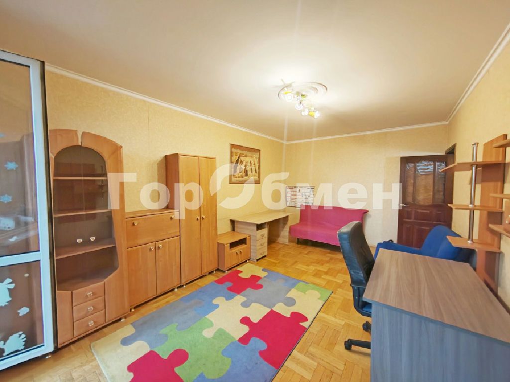 m. Kuzminki: Apartment, 2-rooms