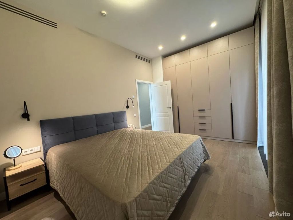 m. Pavshino: Apartment, 2-rooms