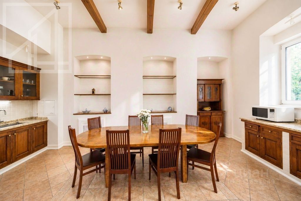 m. Kitay-gorod: Apartment, 4-rooms