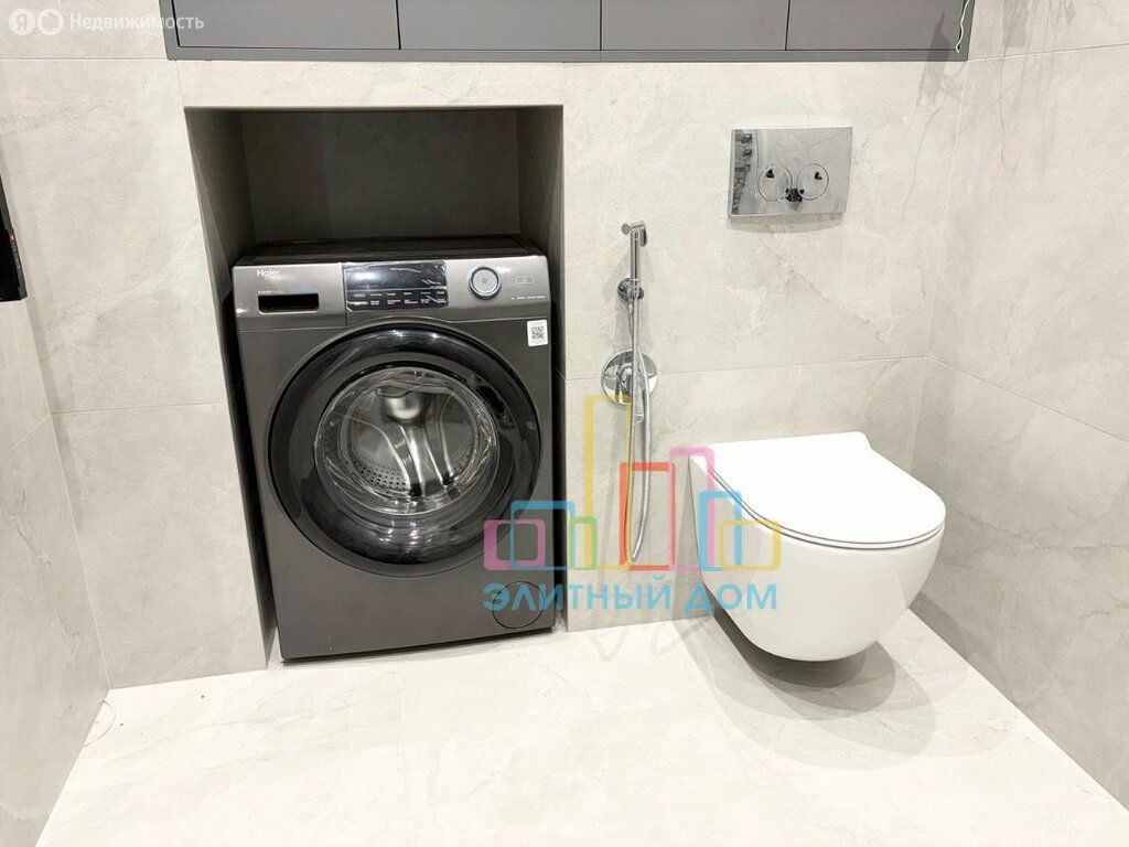 m. ZIL: Apartment, 2-rooms