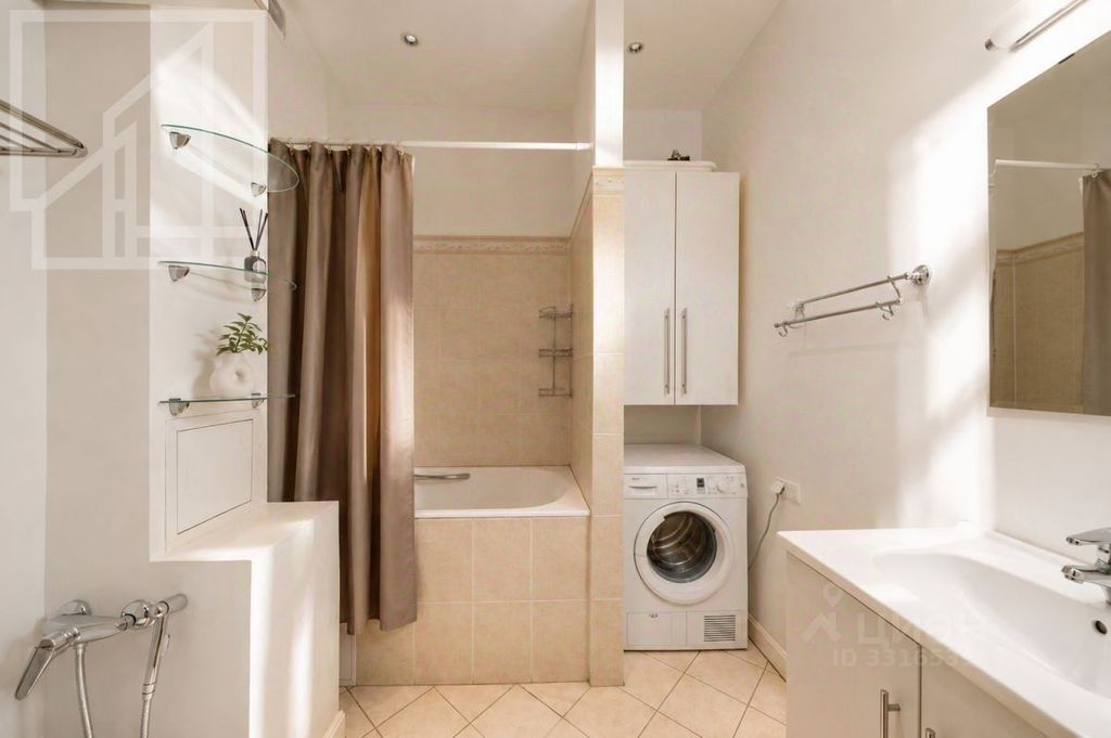 m. Kitay-gorod: Apartment, 4-rooms