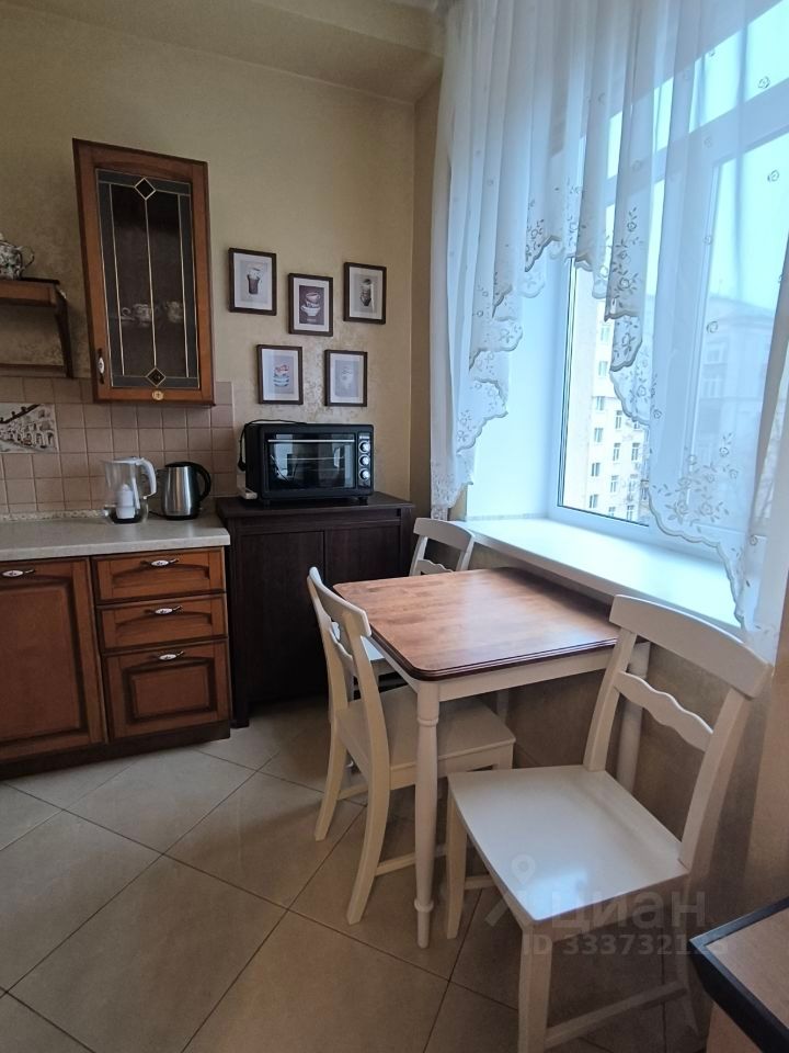 m. Chekhovskaya: Apartment, 2-rooms