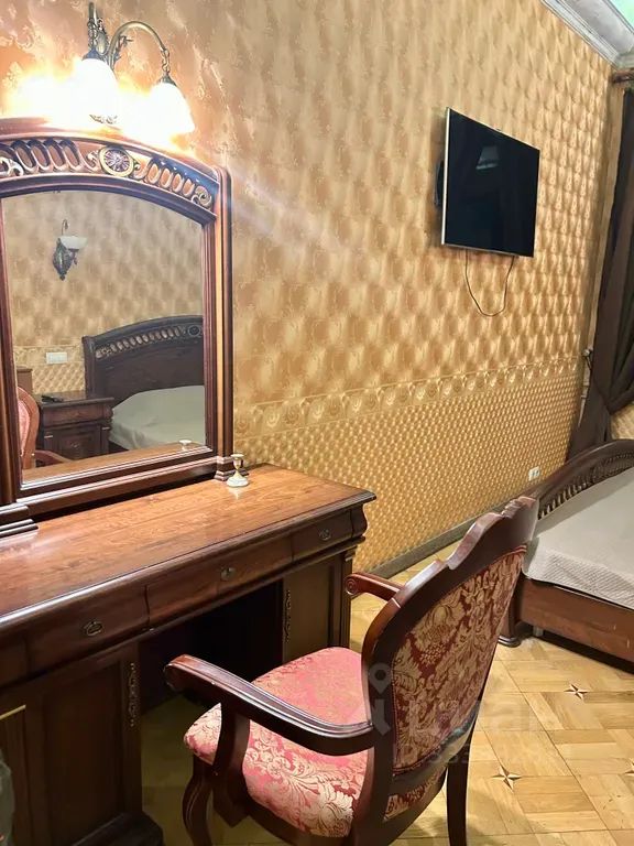 m. Sretensky bulvar: Apartment, 2-rooms