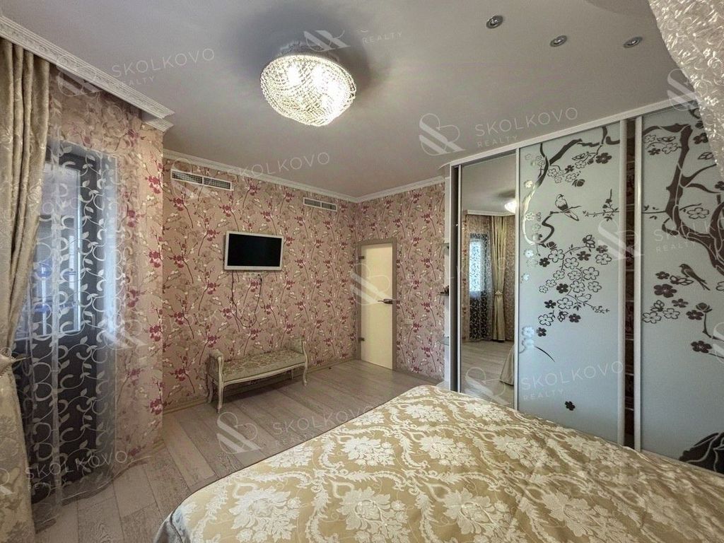 m. Sportivnaya: Apartment, 3-rooms