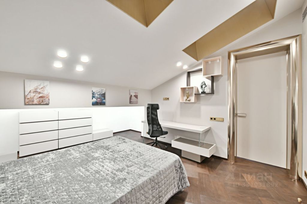m. Arbatskaya: Apartment, 3-rooms