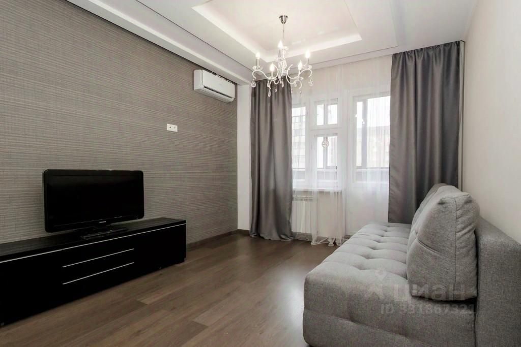 m. Serp i Molot: Apartment, 1-rooms