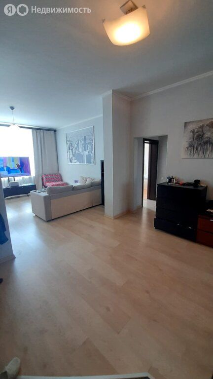 m. Oktyabrskoe pole: Apartment, 2-rooms