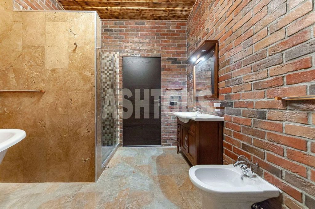 m. Aeroport: Apartment, 5-rooms
