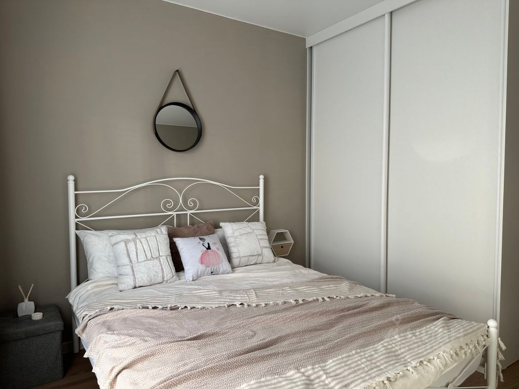 m. Pervomayskaya: Apartment, 2-rooms