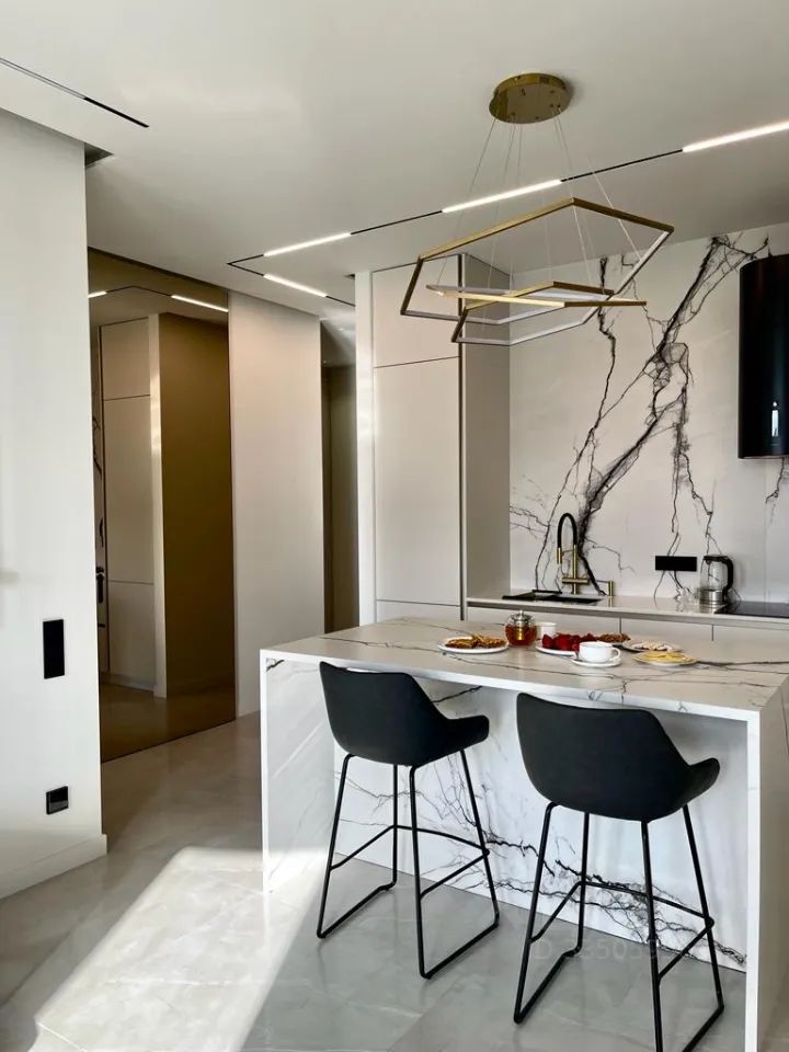 m. Trikotazhnaya: Apartment, 2-rooms