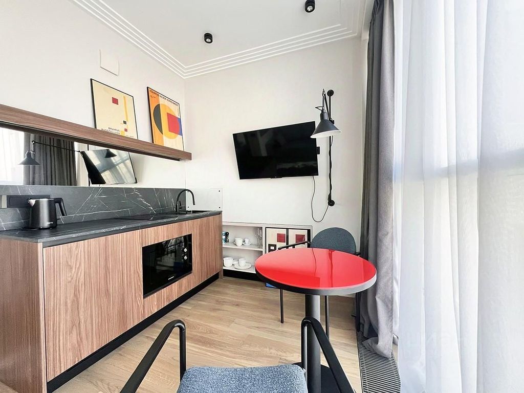m. Mayakovskaya: Apartment, studio