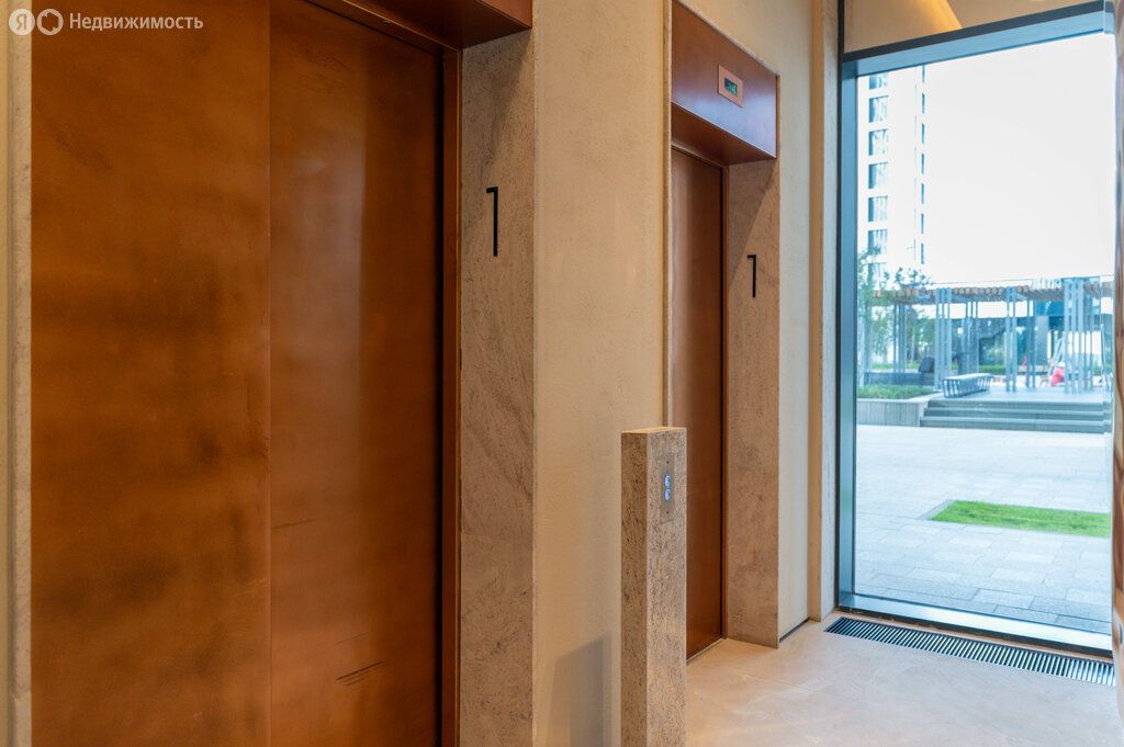 m. Trikotazhnaya: Apartment, 2-rooms