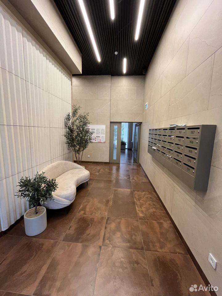 m. ZIL: Apartment, 1-rooms