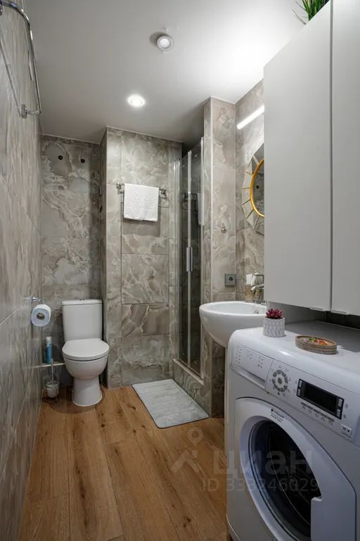 m. Ploschad trekh vokzalov: Apartment, studio